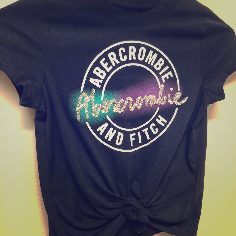 Cute tie front Abercrombie shirt